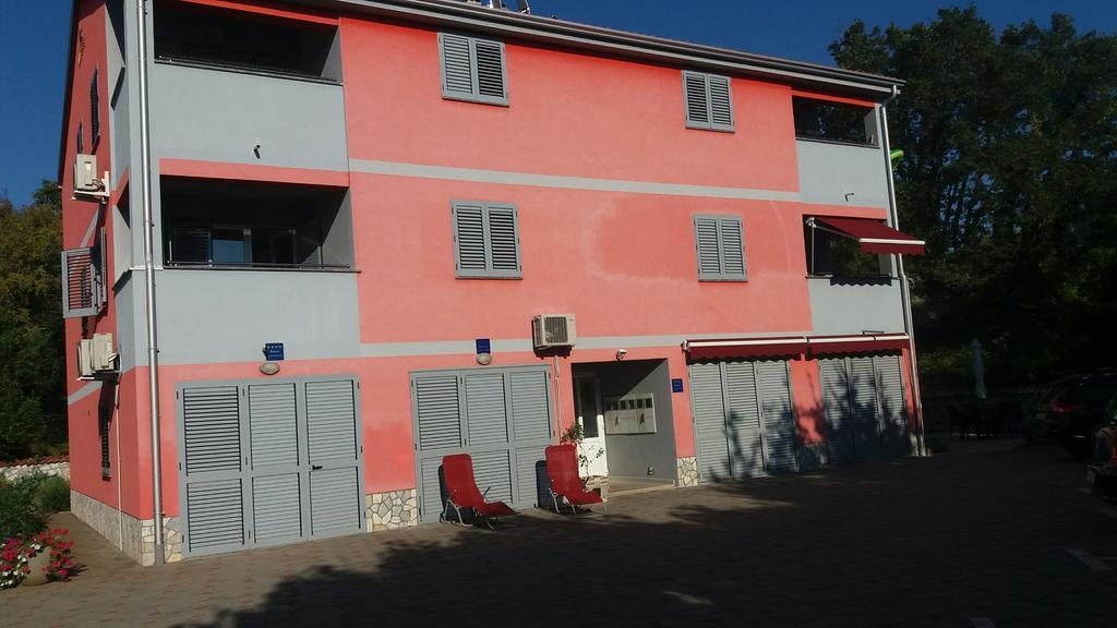Nikka Apartments Malinska Luaran gambar